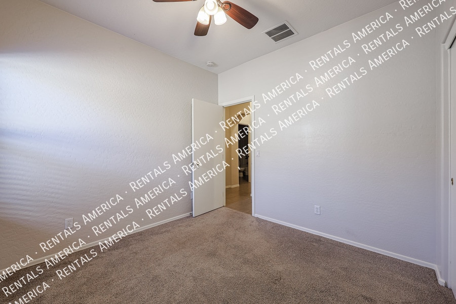 Building Photo - 15029 W Wethersfield Rd