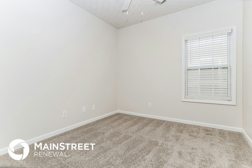 Building Photo - 1213 Winwood Dr