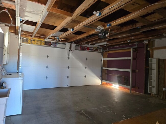 Building Photo - Remodeled Two Bedroom in Morongo Valley