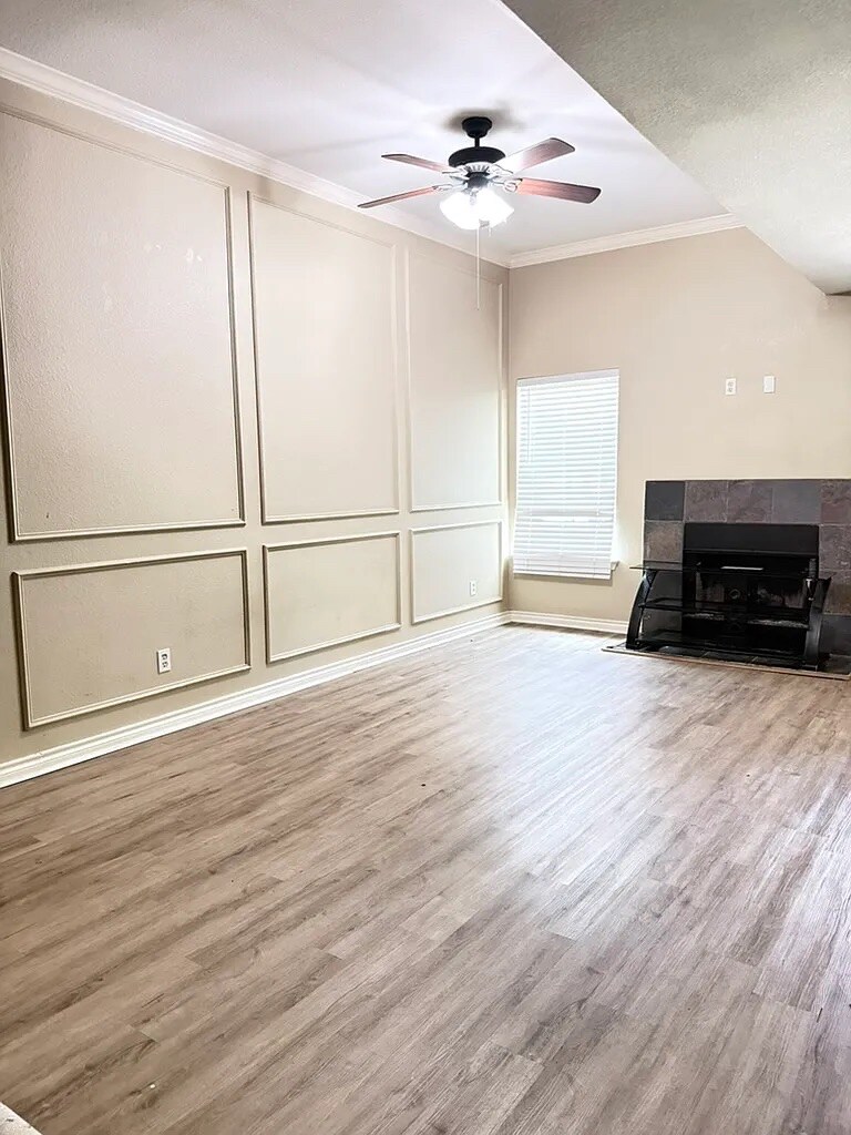 Building Photo - Room in Townhome on Oceanside Dr