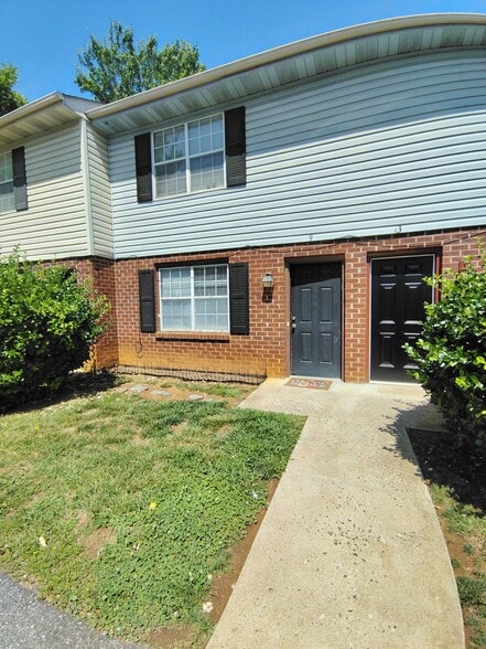 Building Photo - 16 Duiguid Dr