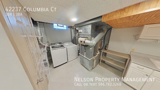 Building Photo - 42237 Columbia Ct