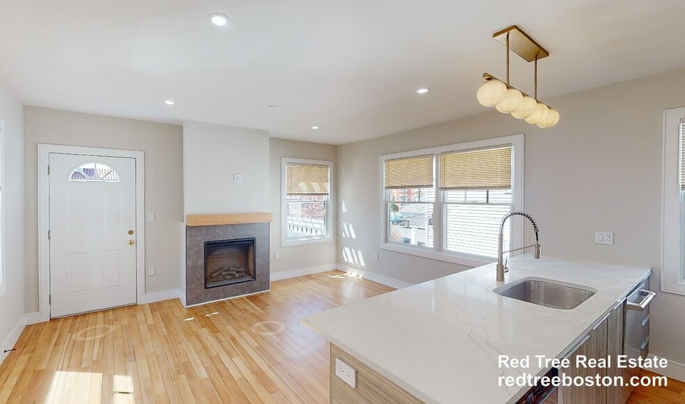 Unit 3 - 93 Williston Rd