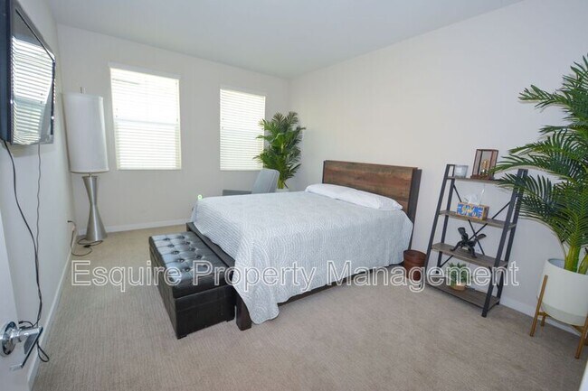 Building Photo - 649 Winchester Dr