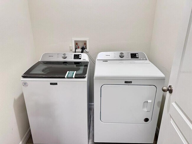 Building Photo - 34 Honeybell Wy