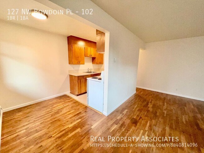 Building Photo - 127 NW Bowdoin Pl