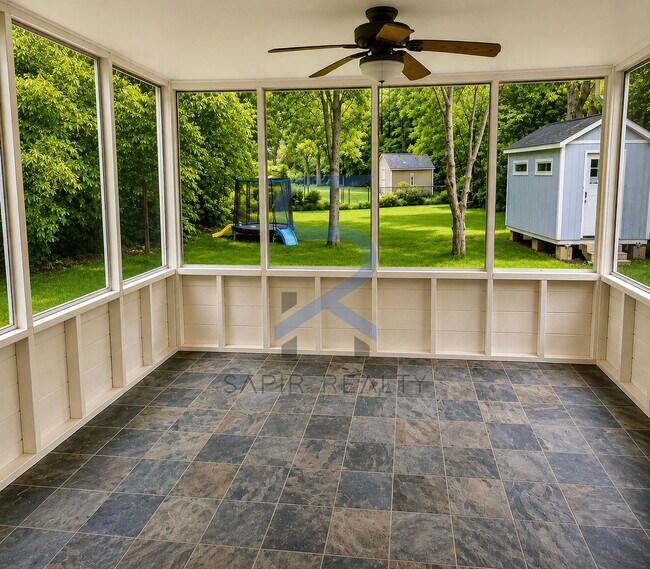 Building Photo - PRELEASING! Spacious & Stunning 5BR/3BA in the Heart of North Druid Hills