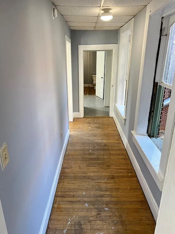 Building Photo - 303 W King St