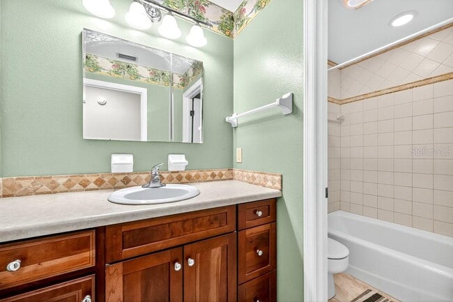 Building Photo - 223 Denese Ln