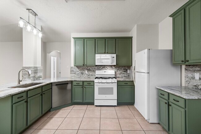 Building Photo - 34 Drifting Shadows Cir