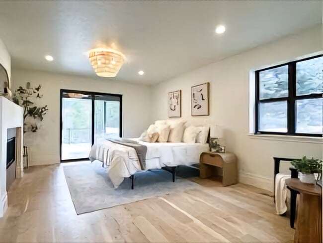 Building Photo - 3425 Fuller Dr