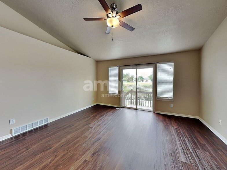 Building Photo - 163 Crystal Bay Dr