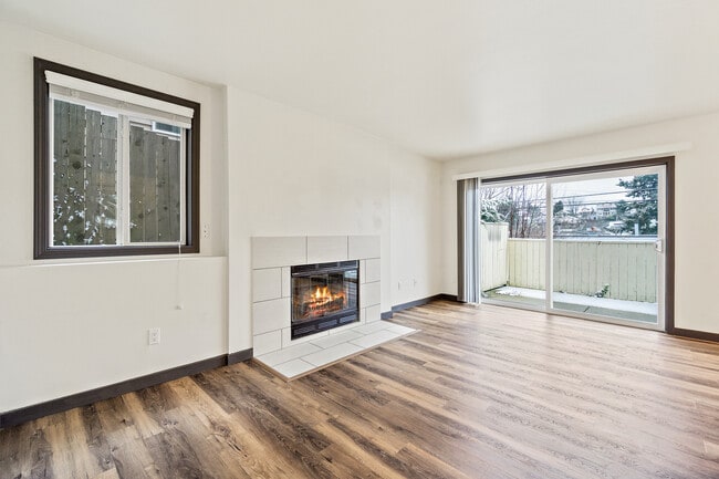 Building Photo - 5001 38th Ave SW