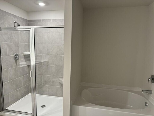 Building Photo - 2292 Blue Monarch Dr