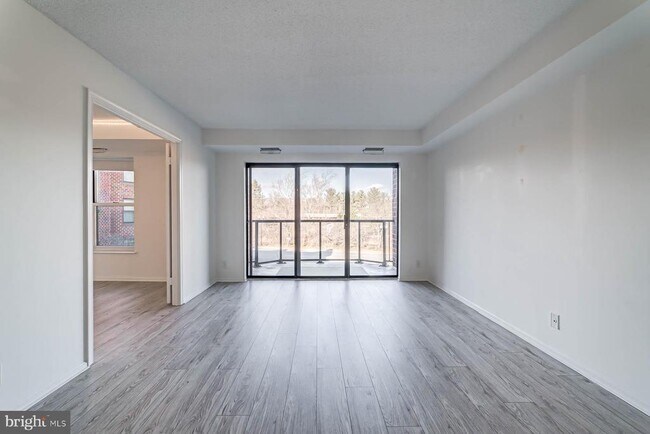 Building Photo - 2100 Langston Blvd.
