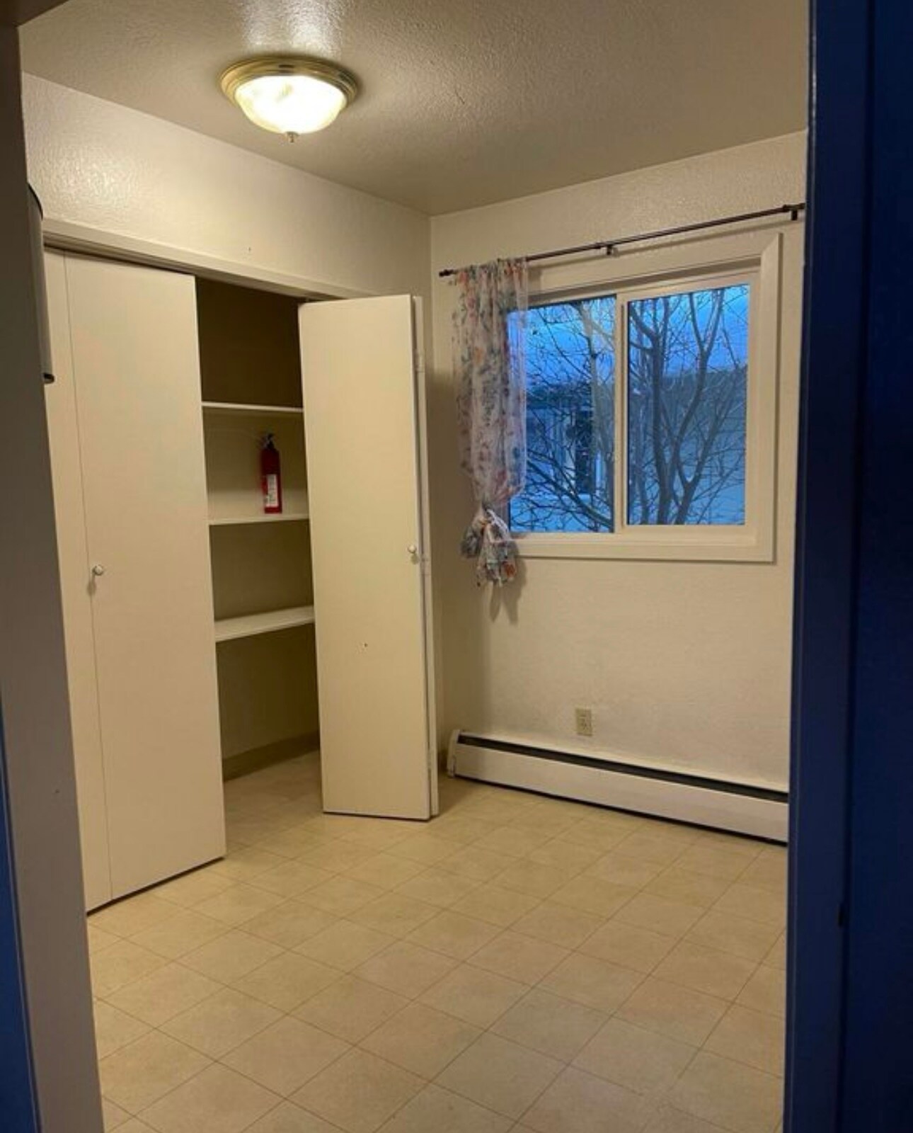 Building Photo - 2804 W 30th Ave