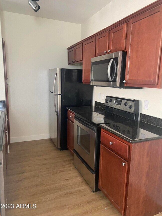 Building Photo - 7009 E Acoma Dr