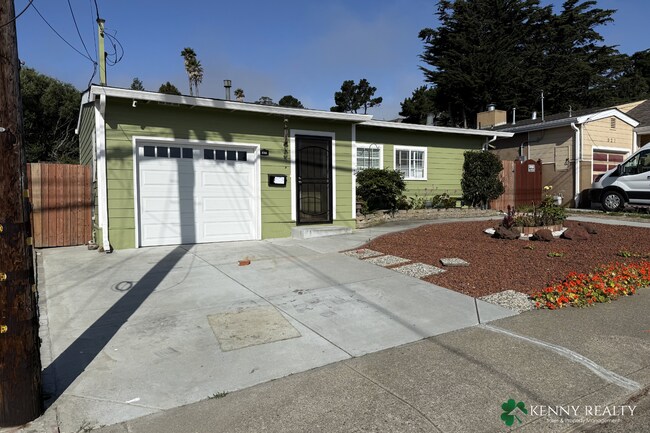 Building Photo - 3-Bedroom, 1-Bathroom Home with Large Yard & Garage in South San Francisco