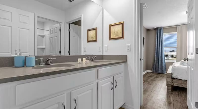 Building Photo - 8947 Amelia Downs Trail