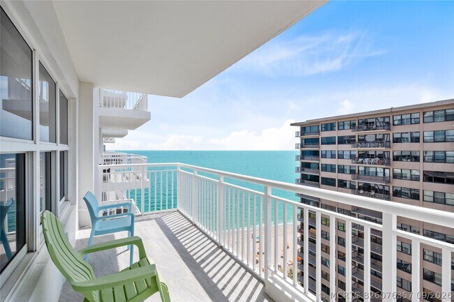 Building Photo - 3850 Galt Ocean Dr