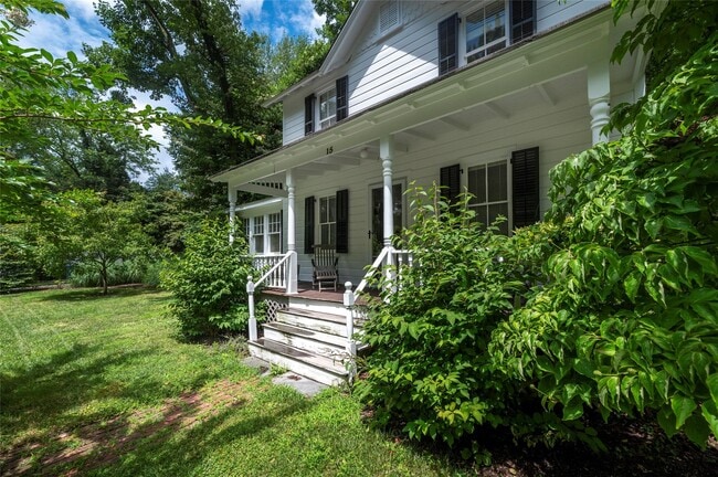 Primary Photo - 15 Closter Rd