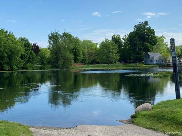 Building Photo - 301 S East St