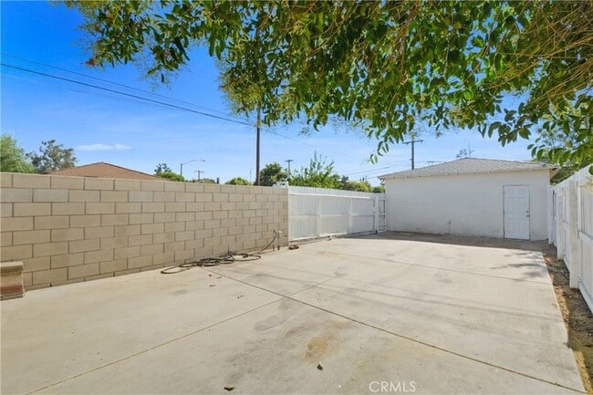 Building Photo - 794 W Winn Dr