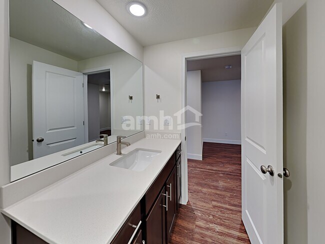 Building Photo - 6098 W Copper Hawk Dr