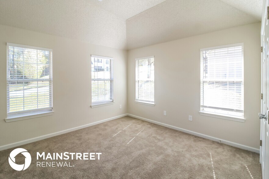 Building Photo - 5350 Knights Landing