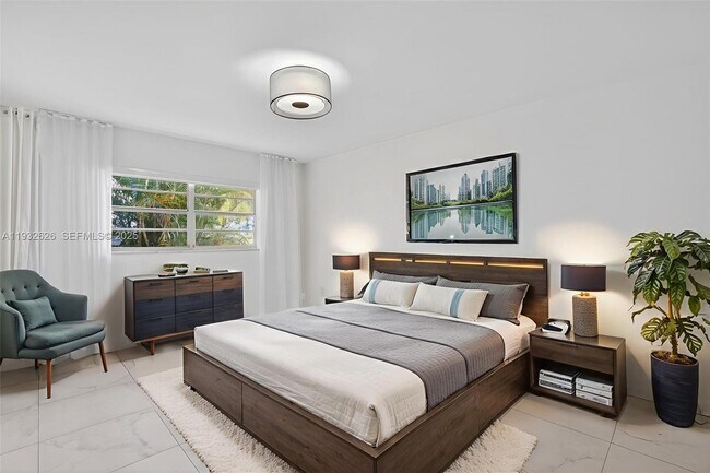 Building Photo - 1239 Mariposa Ave