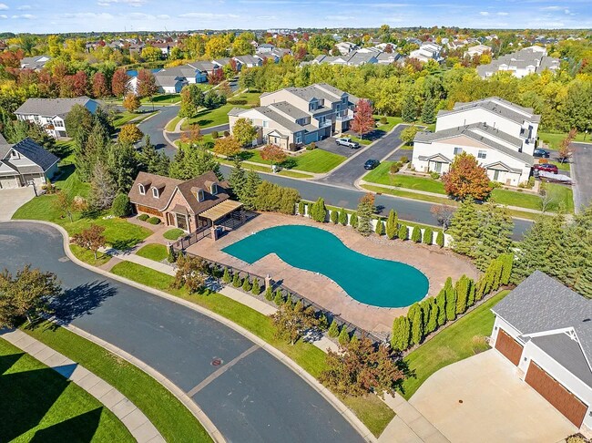 Building Photo - 17659 63rd Pl N