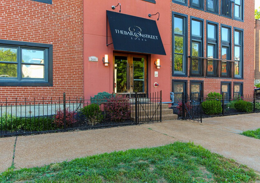 Building Photo - 2401 S 12th St