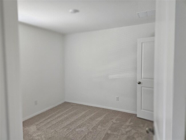 Building Photo - 117 Tall Timbers Trl