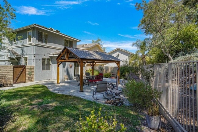 Building Photo - 28324 Medlar Dr