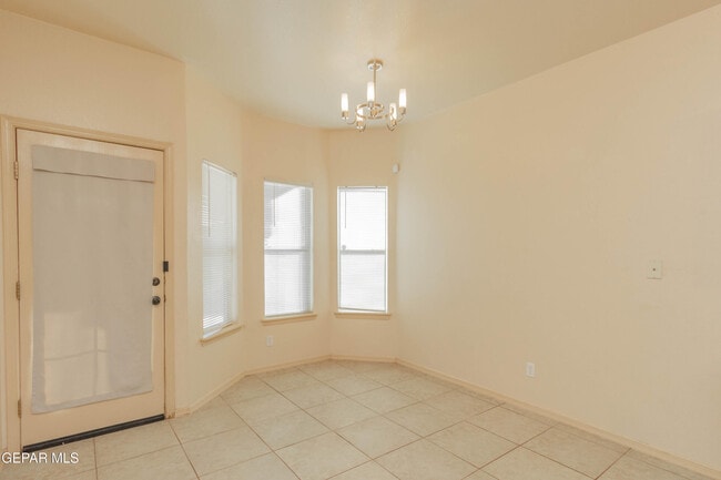 Building Photo - 3712 Prairie Rose St