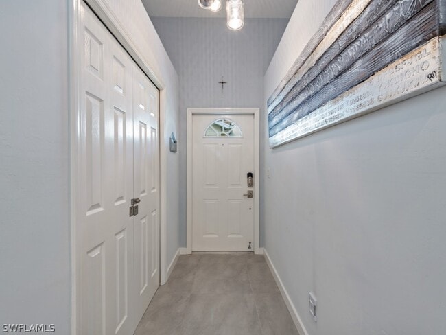 Building Photo - 6994 Lone Oak Blvd