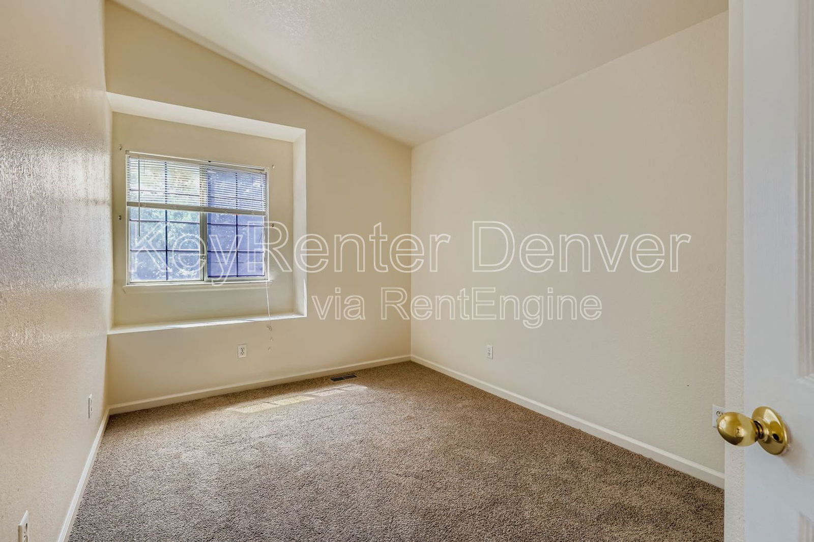 Building Photo - 12266 Ivy Ct