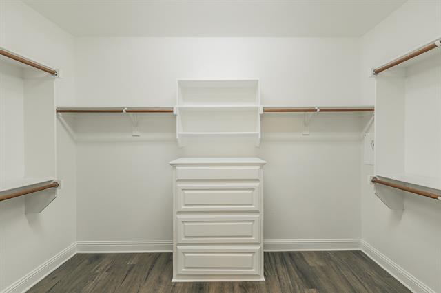 Building Photo - 2732 Waverley Dr