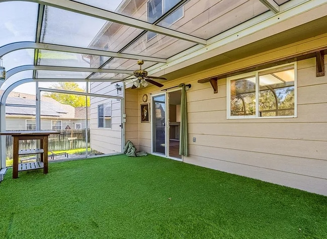 Building Photo - 5341 E 129th Way