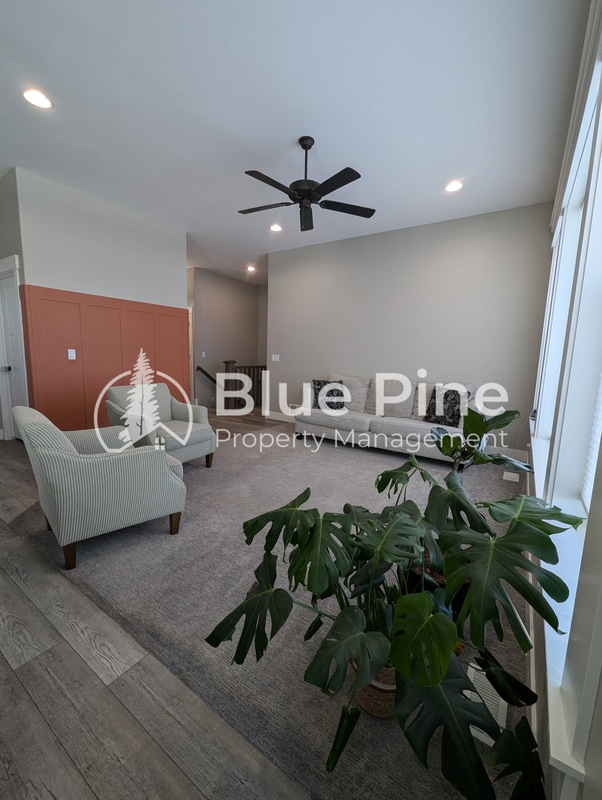 Building Photo - 4232 Athlen Wy