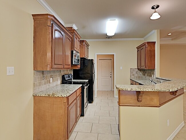 Building Photo - No Application Fees*