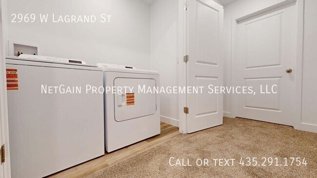 Building Photo - 2969 W LaGrand St