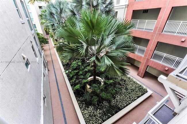 Building Photo - 7275 SW 89th St