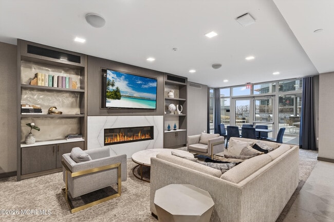 Building Photo - 15 Morris Ave