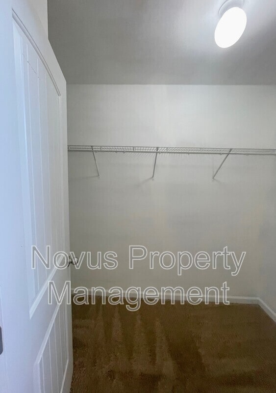 Building Photo - 149 High Point Way