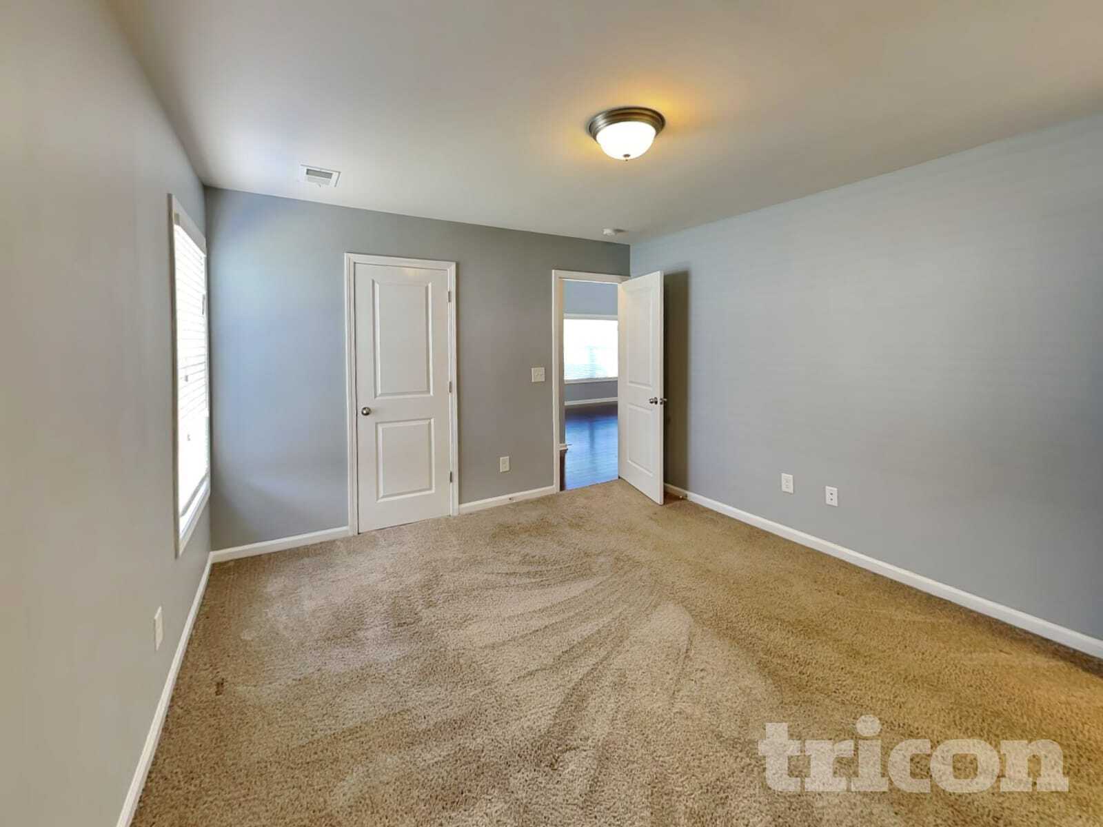 Building Photo - 474 Finch Ln