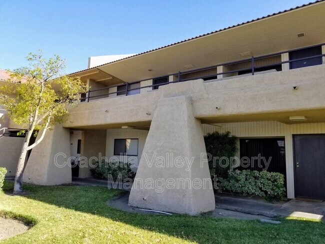 Building Photo - 675 Los Felices Cir W