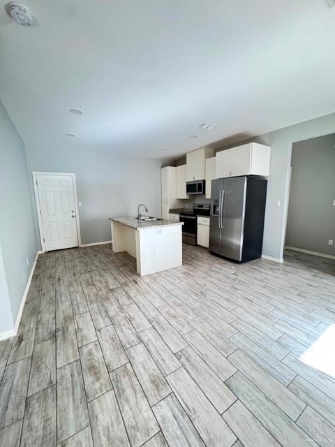 Building Photo - 1304 W Heritage Dr