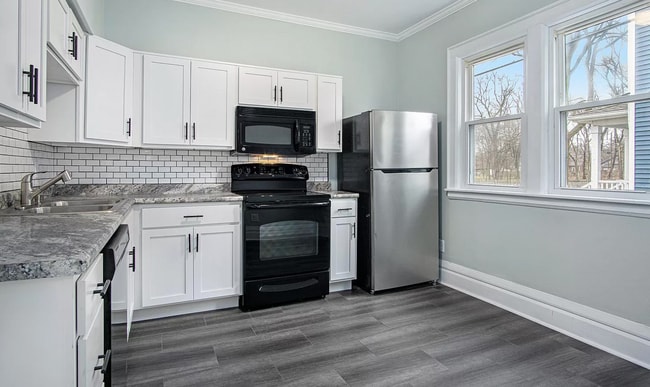 Building Photo - 529/531 Leland