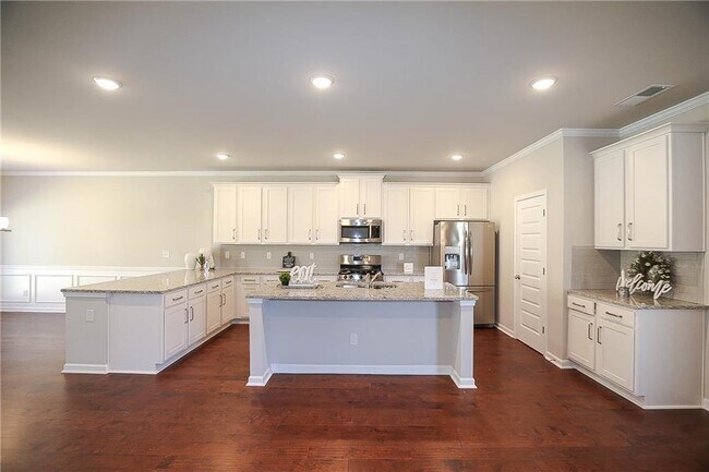 Building Photo - 2304 Shetley Creek Dr